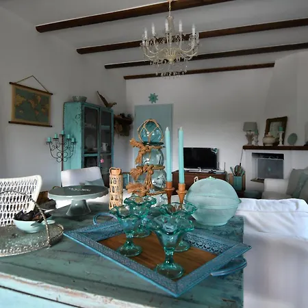 Holiday home La Raganetta Cartabubbo